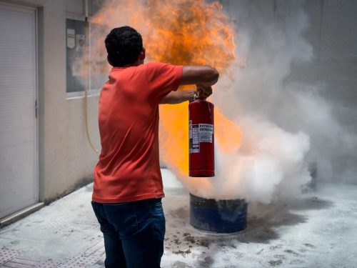 Capacitação para combate de incêndios e controle de pânico em unidades Escolares em Ibateguara - 19 e 20/02